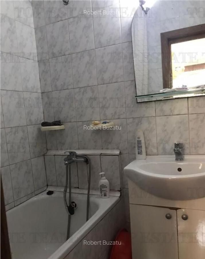 Apartament 3 camere 2 bai bloc 1984 zona metrou Nicolae Grig - 10