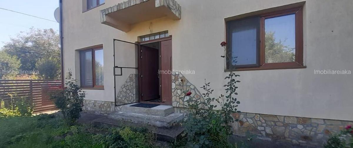 Gardani, casa cu etaj - 10