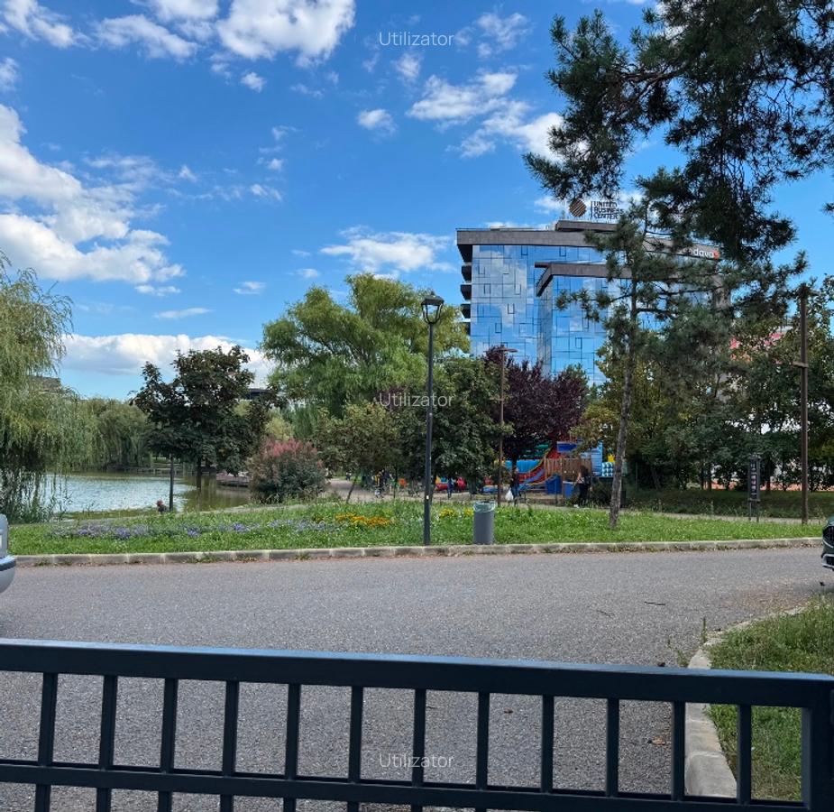 Apartament de inchiriat cu panorama superbă la lac Iulius Mall + garaj - 2