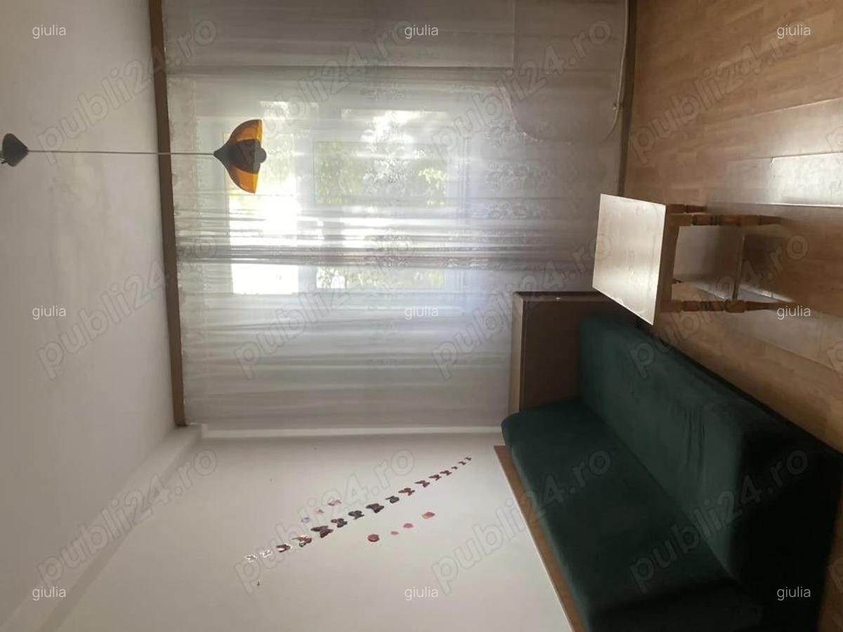 Copou Universitate -Garson Mob util 20 mp -200E - 1