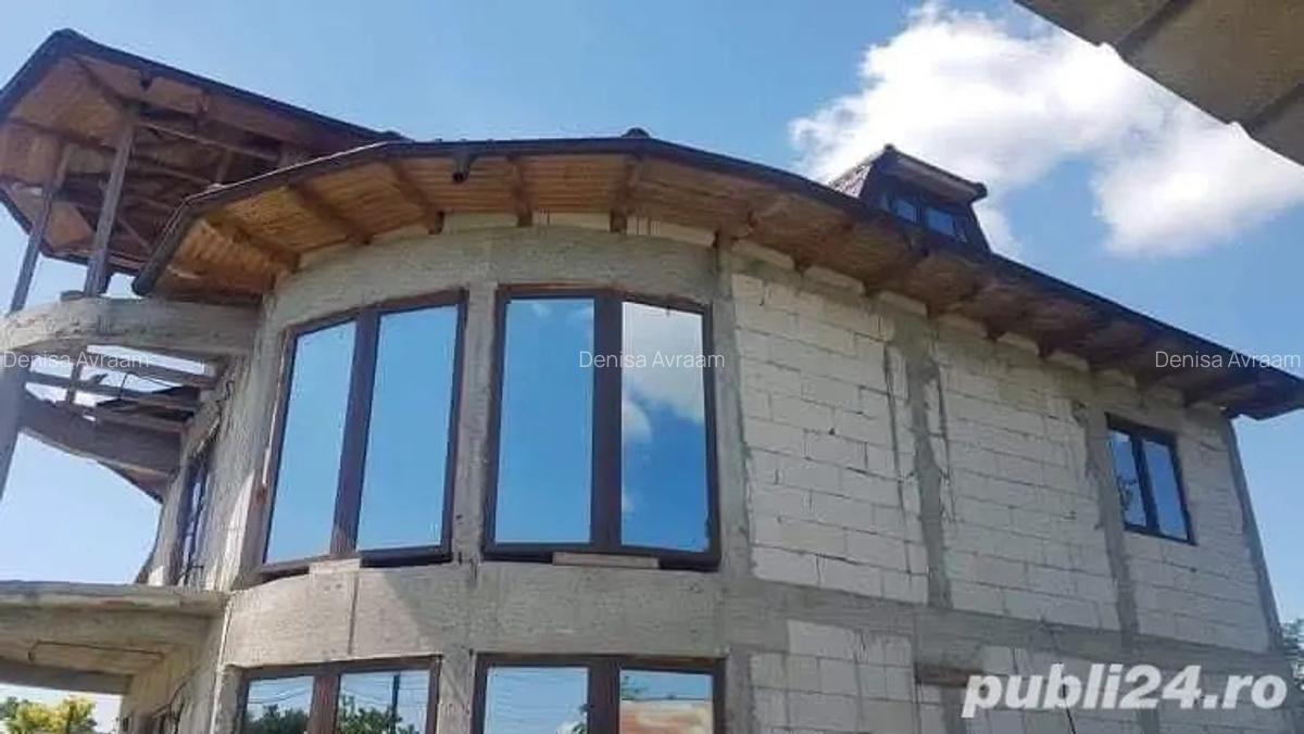 Vand vila lo rosu in ?u?esti jud BrailaVila + teren 2750 mp in ?u?e?ti, Braila | 150.000 | Schimb - 3 Vand vila lo rosu in ?u?esti jud BrailaVila + teren 2750 mp in ?u?e?ti, Braila | 150.000 | Schimb - 3