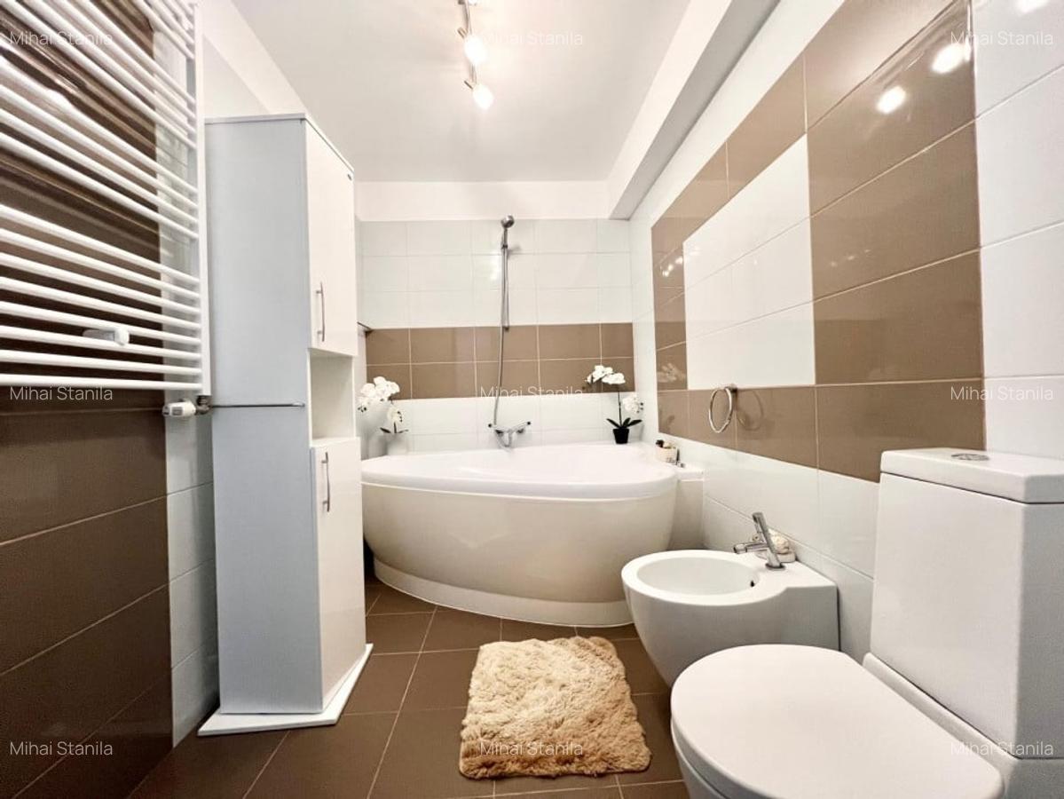 NOU / DEOSEBIT / TERASE GENEROASE / COMPLET MOBILAT SI UTILAT - 48