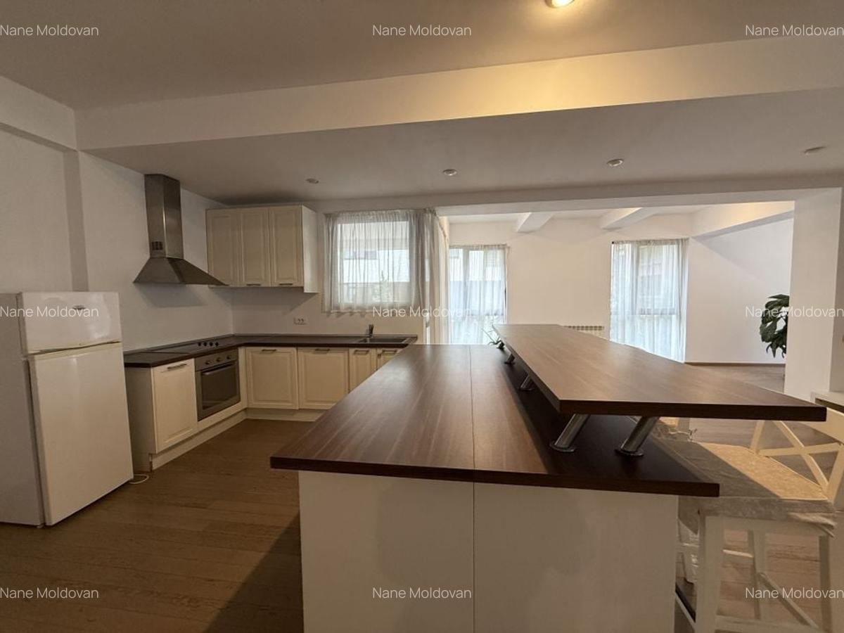 Apartament 5 camere de inchiriat zona Herastrau - 2