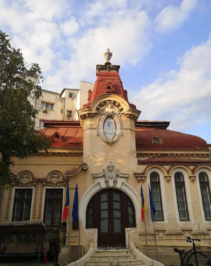 Casa de epoca in inima Bucure?tiului Lascar Catargiu / Pia?a Romana - 12