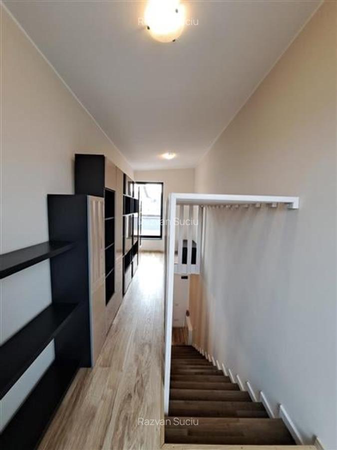 Duplex cu 4 camere în Europa - 27