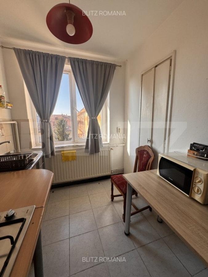 Apartament cu 2 camere, 44 mp, zona Piata 700 - 5