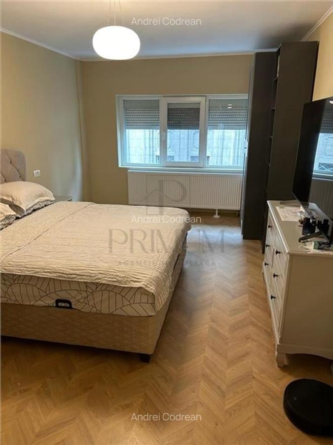 Piata Sfantul Gheorghe - 2 Camere - Etaj intermediar - Mobilat si utilat - Centr - 2