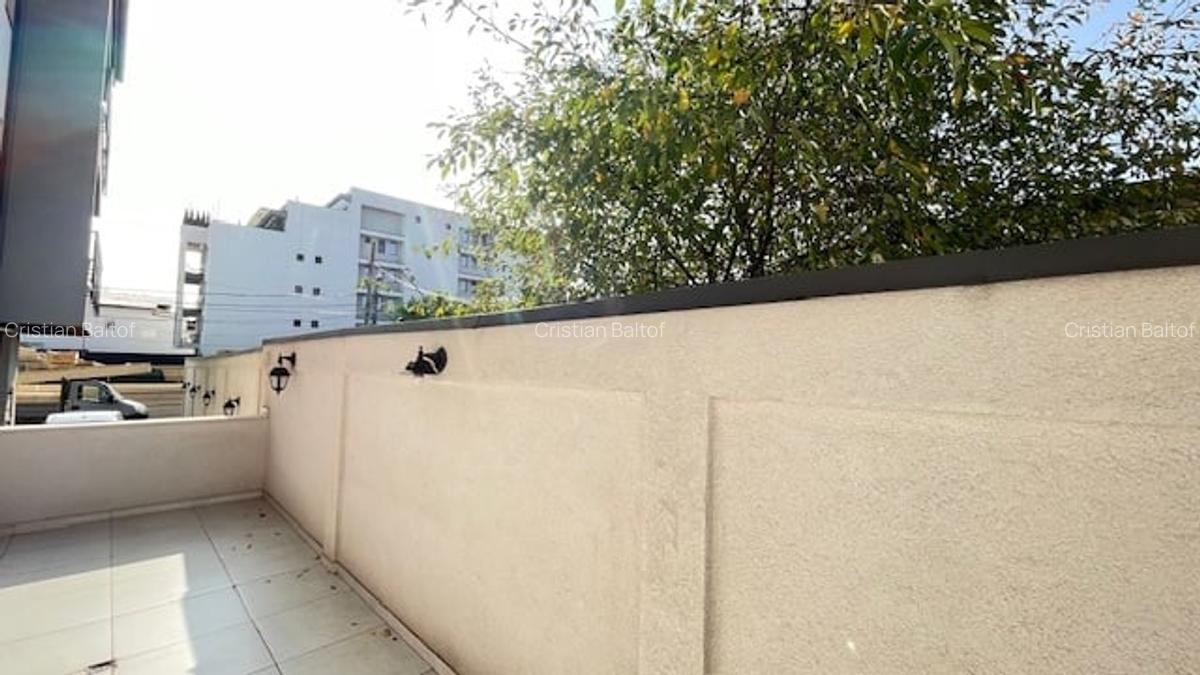 Apartament cu 4 camere decomandat, mobilat în Bucureștii Noi - 14