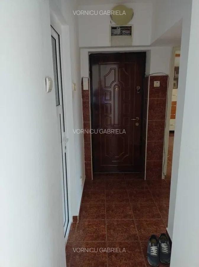Garsonieră decomandată, mobilată în Gară - 4
