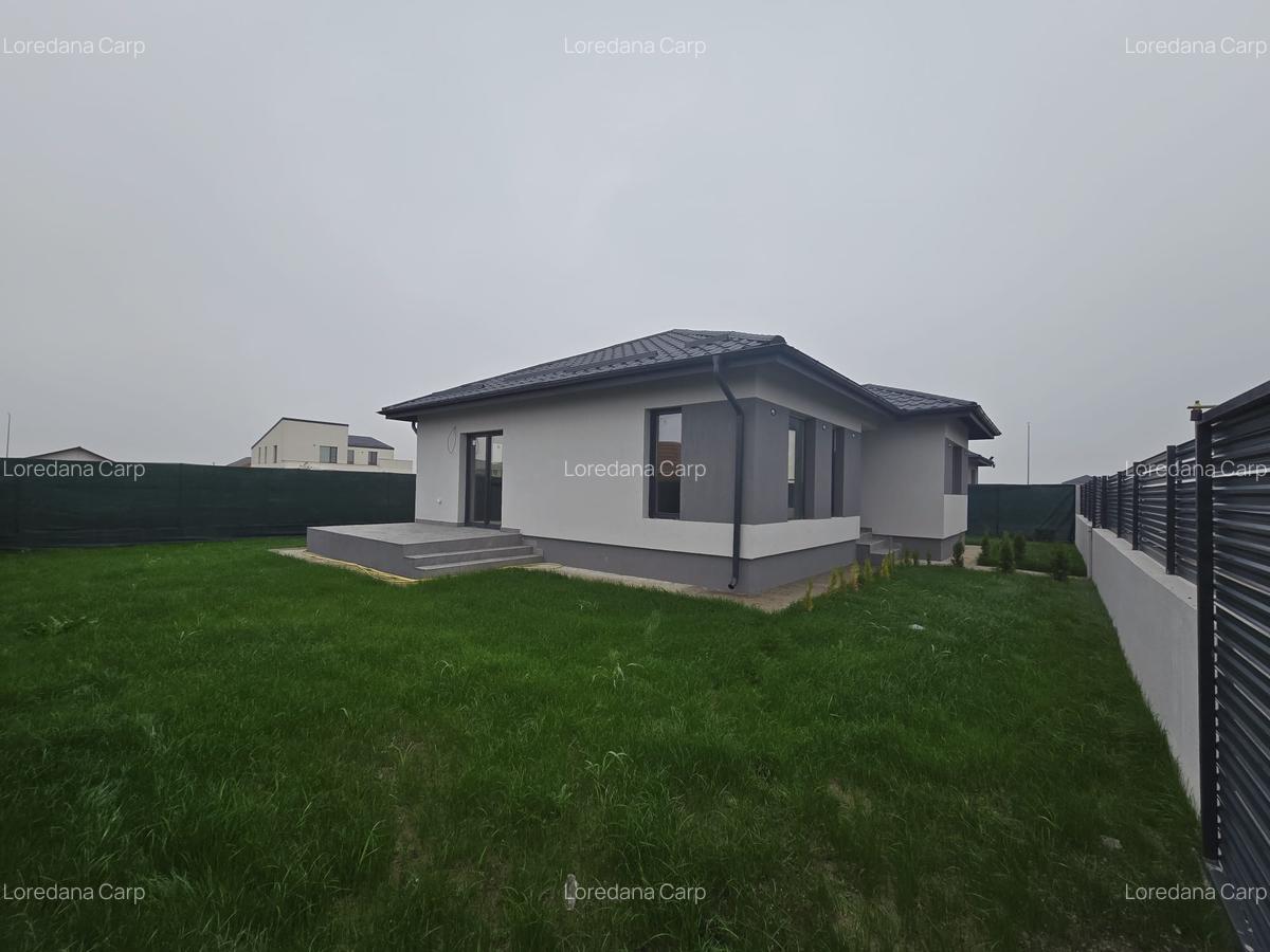 Casa individuala- 3 camere - 2 bai- incalzire pardoseala - 1