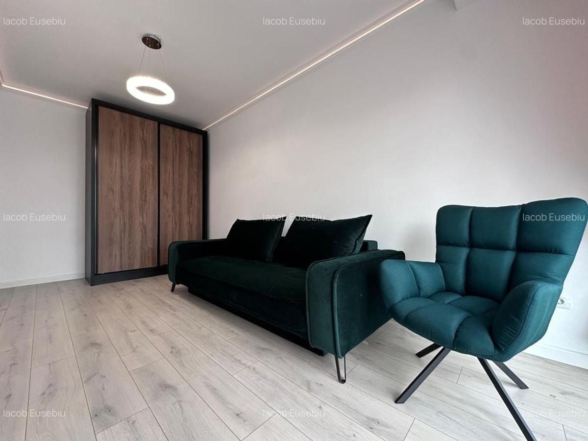 Apartament cu 3 camere semidecomandat, mobilat în Păcurari - 5