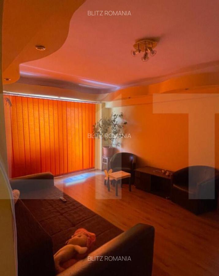 Apartament cu 3 camere, 73 mp + balcon, etaj 3/4, Doamna Ghi - 2