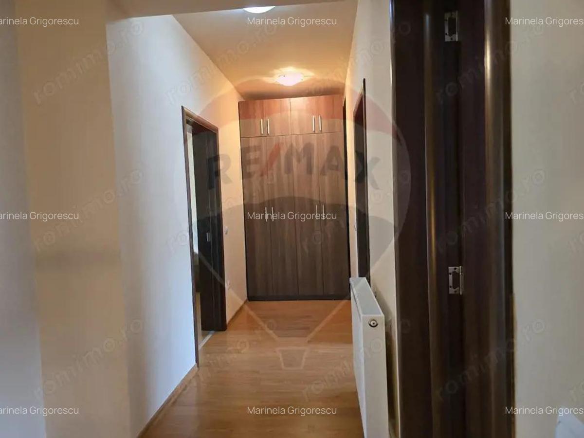 Casa / Vila cu 7 camere de vanzare - 18