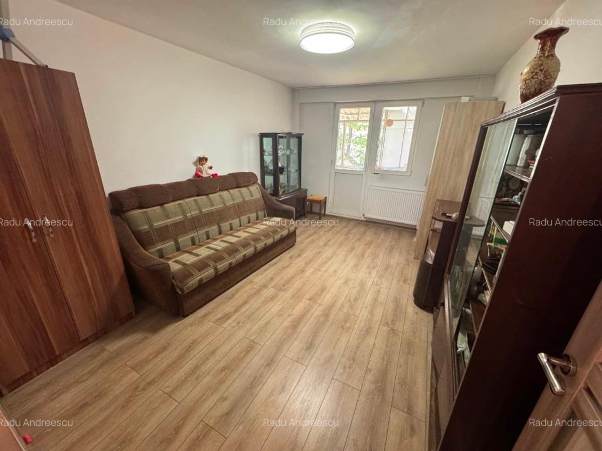 Apartament cu 2 camere decomandat în Lujerului - 3