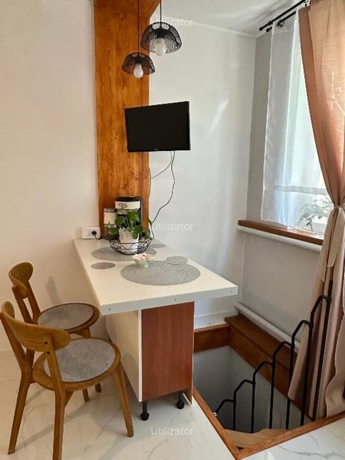 Proprietar, vând apartament cu o cameră și scară interioară – zonă Vidrighin - 10