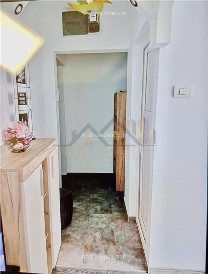 Apartament 2 camere, Et.2, 30 mp -  Zona Sagului - 7