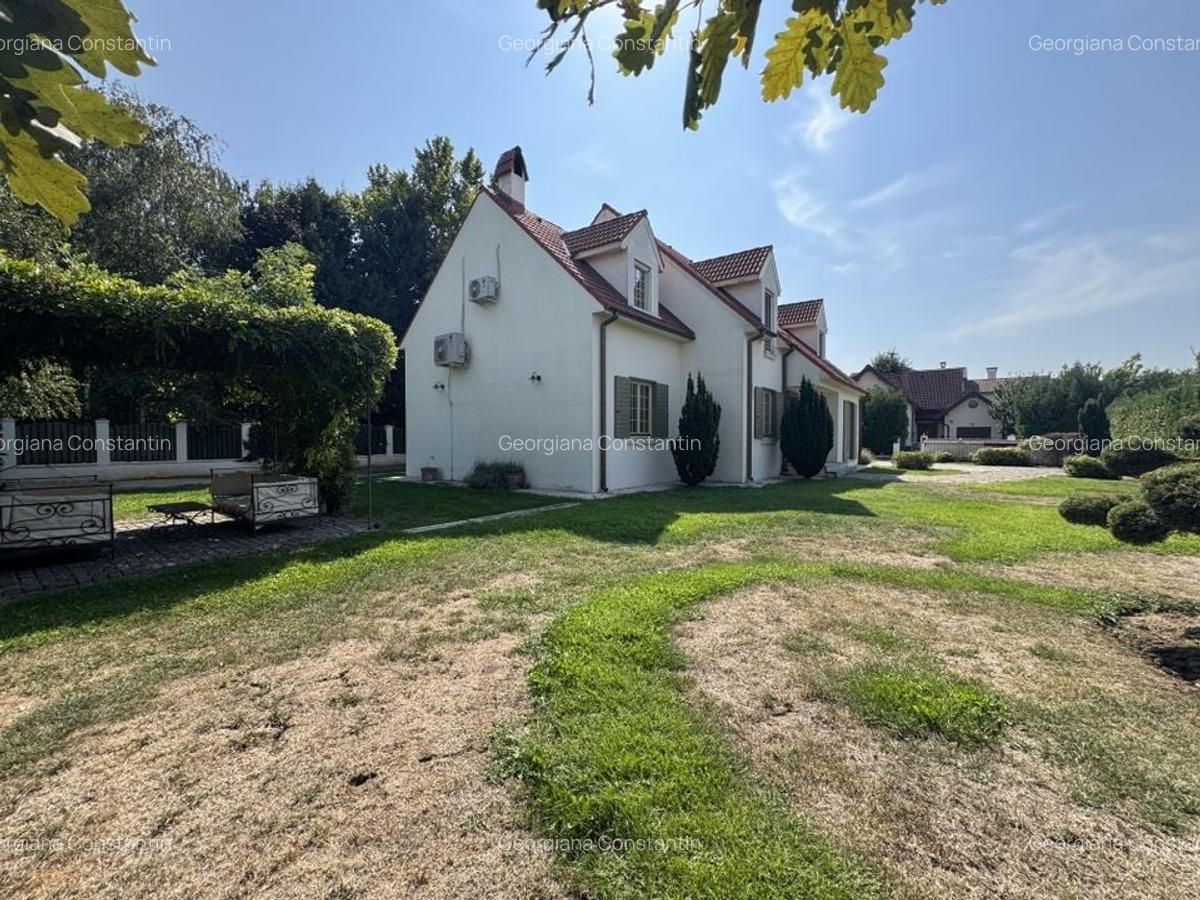 1100 mp teren!Vila în stil cottage francez, Iancu Nicolae - 9