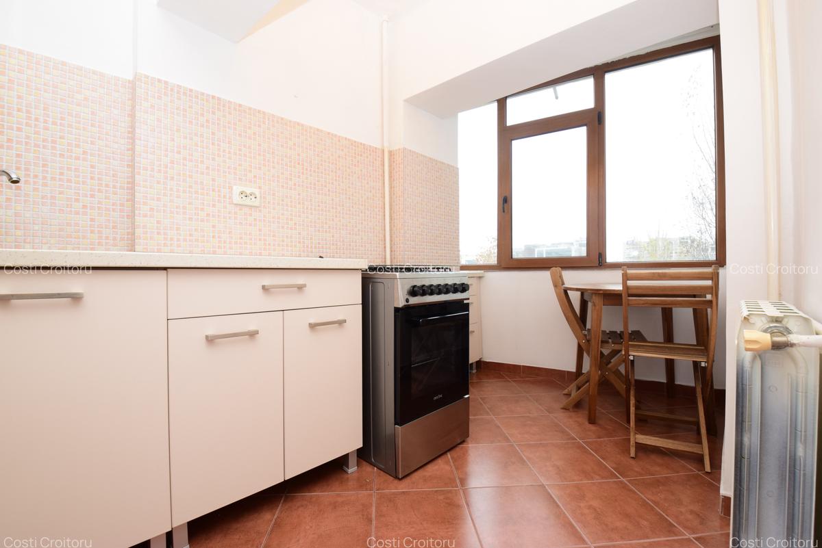 2 camere decomandat, Goga - Unirii - Nerva Traian - 10