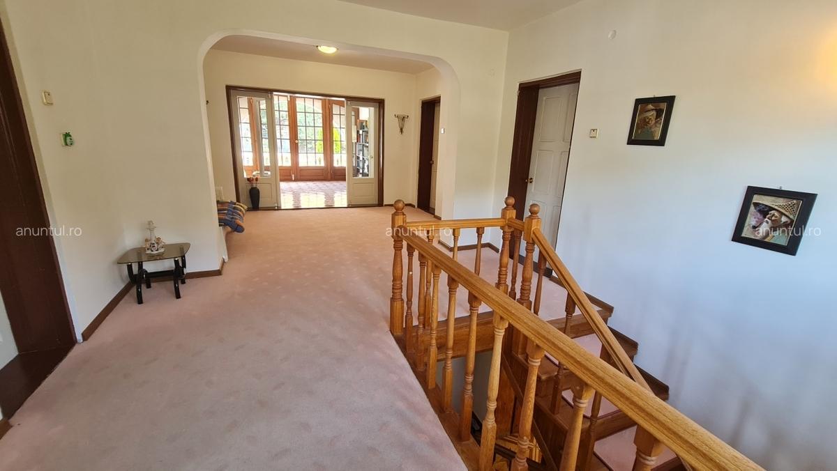 Casa langa padure si livada, zona linistita aproape de Targoviste - 12