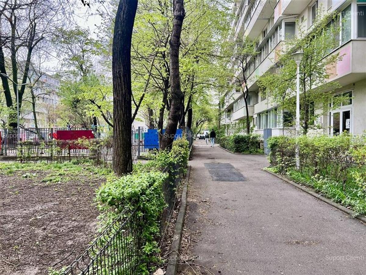 Apartament in bloc reabilitat, langa metrou - 14