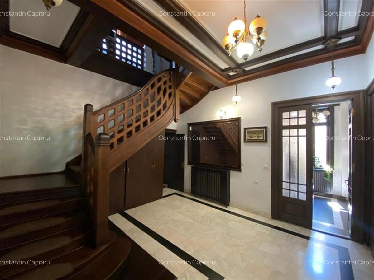 Vila brancoveneasca pretabila: birouri, clinica, ceainarie - 5