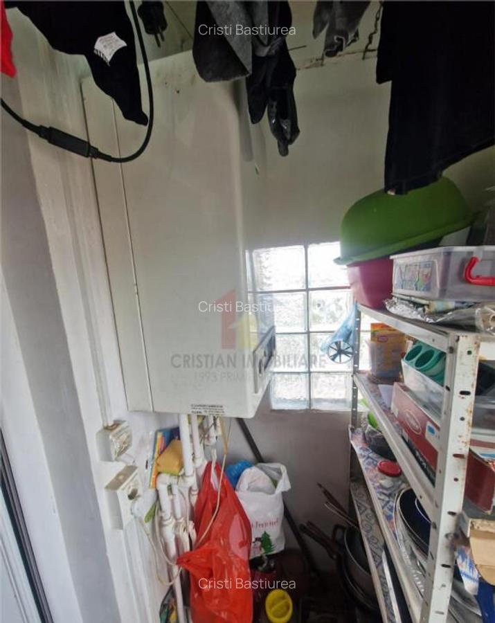 SPATIOS! 3 camere confort 1 Decomandat, 2 balcoane, 2 bai, O - 5