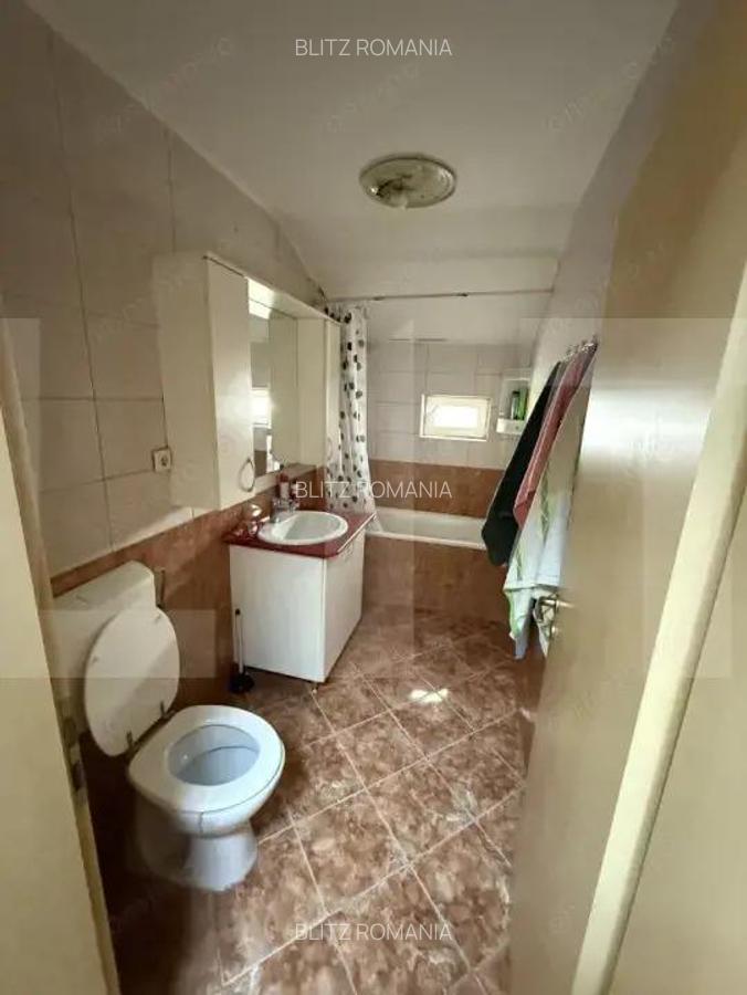 Apartament de vanzare, cu 4 camere, 68 mp, zona Modern - 9