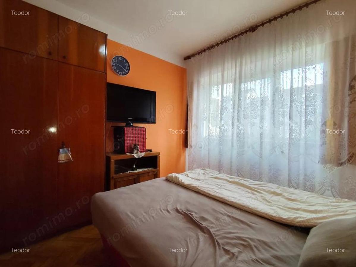 Apartament 3 camere de vanzare, B-dul Dacia, Oradea - 6