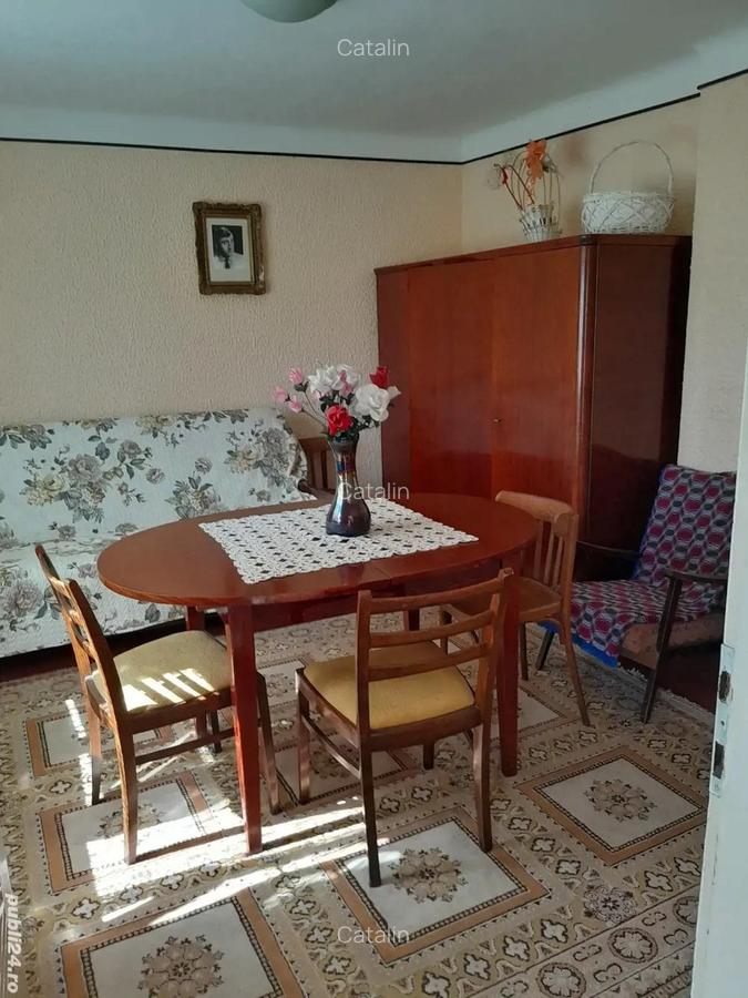 Casa Breaza central cu un mare cire? alb pentru dulcea?a! - 7