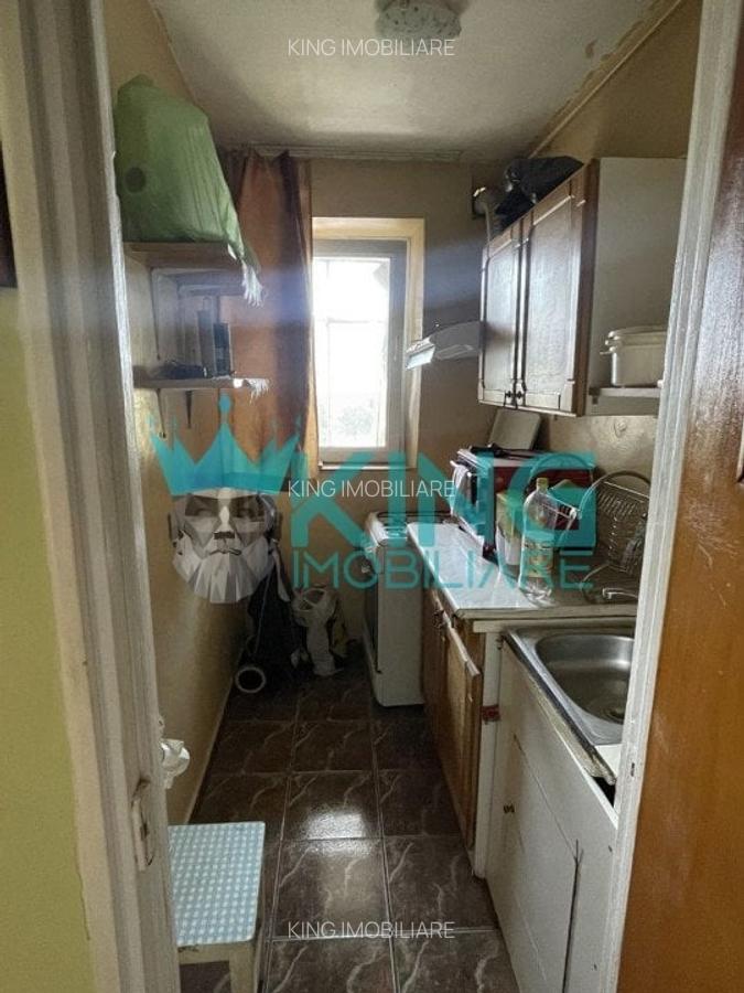 Apartament cu 3 camere semidecomandat, mobilat în Ferentari - 13