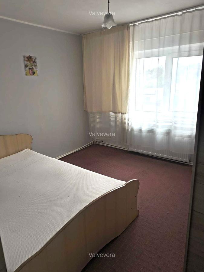 Apartament spațios, 2 camere decomandate, etaj 4, zona Piața Centrală – Galați - 4