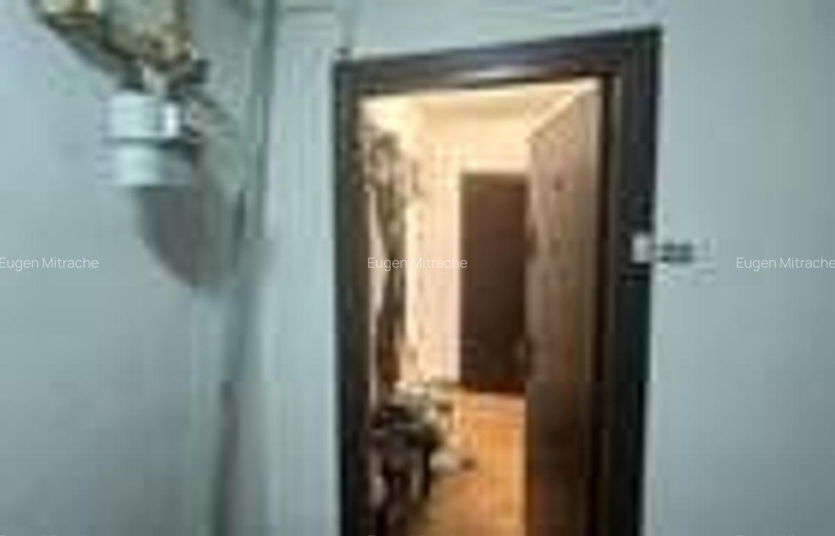 3 camere strada Huedin - 12
