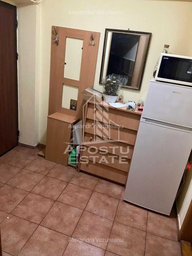 Apartament cu 1 camera, decomandat,parter inalt,zona Kiriac - 2