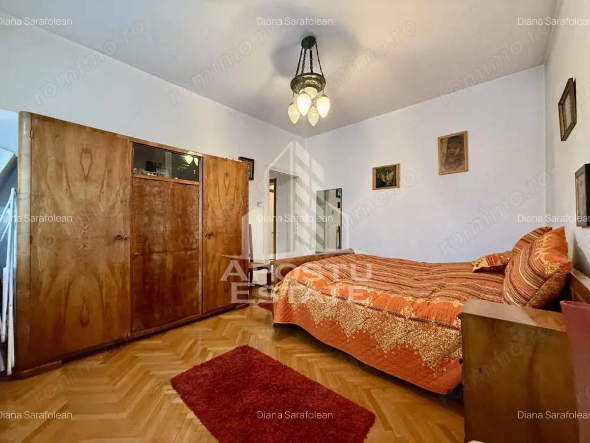Apartament 5 camere, decomantat, etaj 1, garaj, zona Universitatilor - 15