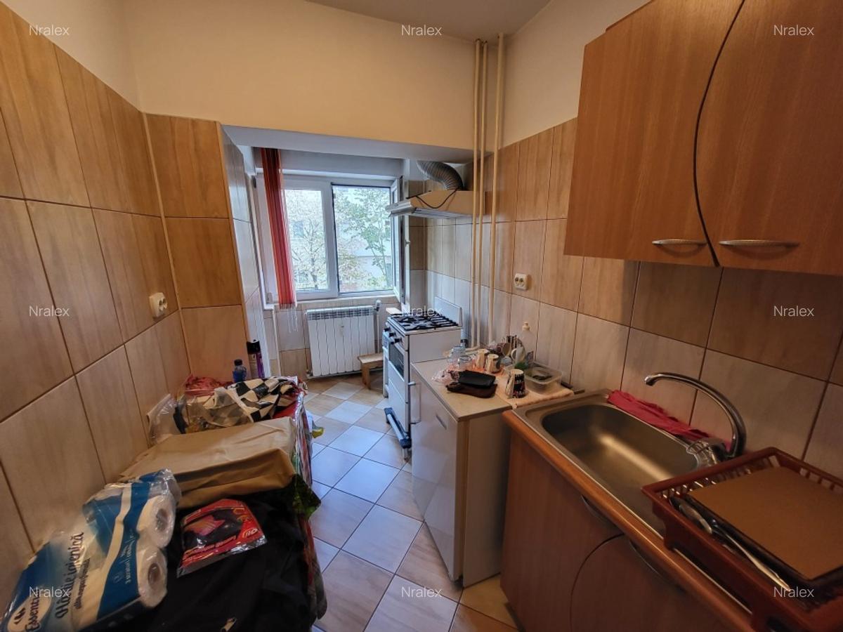 Apartament de vanzare - 7