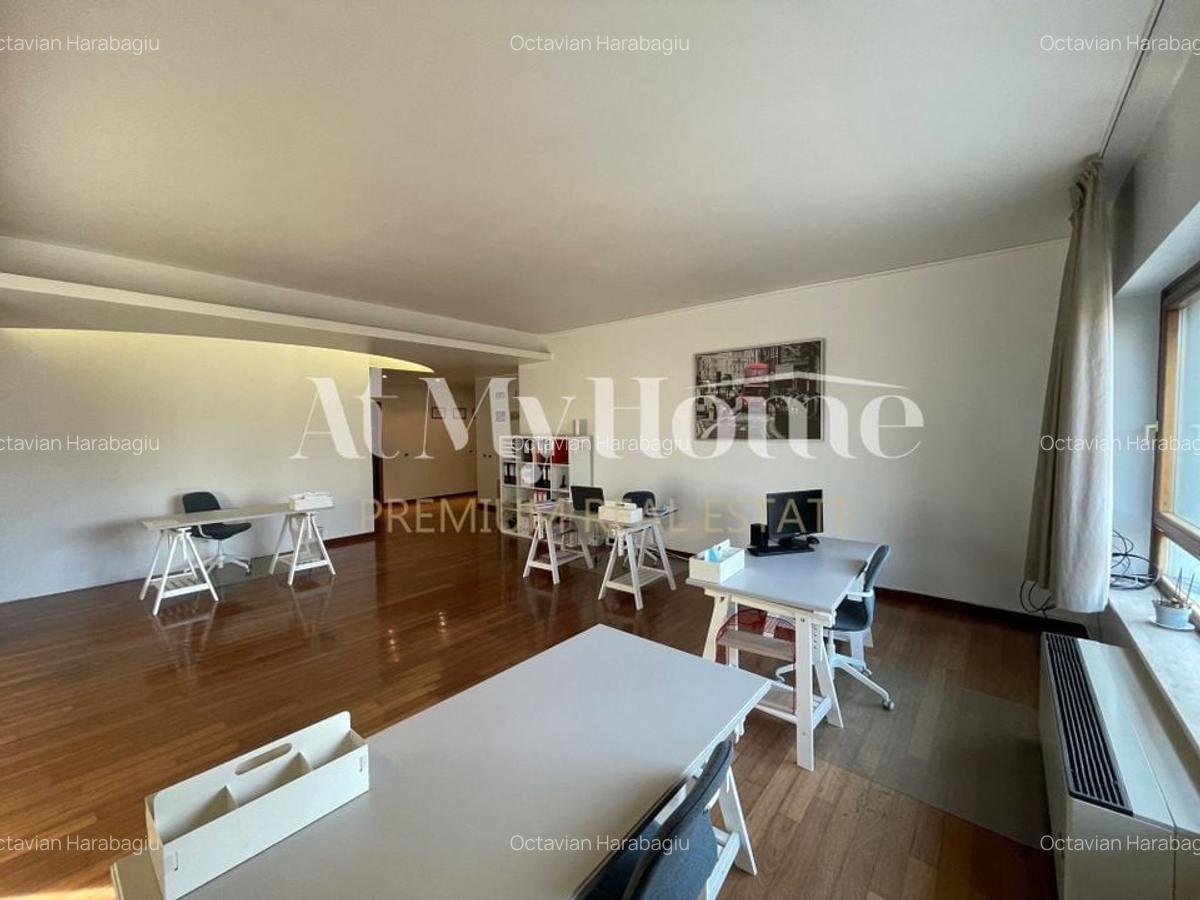 Apartament spatios si luminos cu 3 camere, nemobilat, office/rezidential - 2