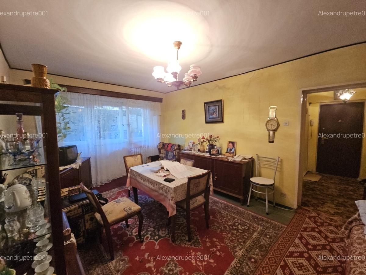 Apartament 4 cam | Vergului |  3 min Metrou | 92 mp | Necesita Renovare - 2