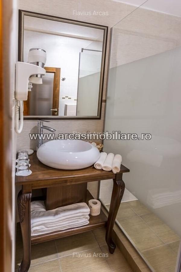 HOTEL DE VANZARE 5* ULTRACENTRAL! - 12