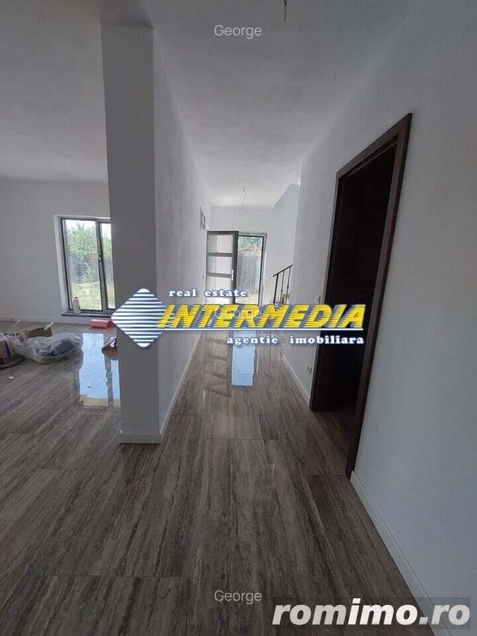 Casa Noua de vanzare Zona Cetate - 13