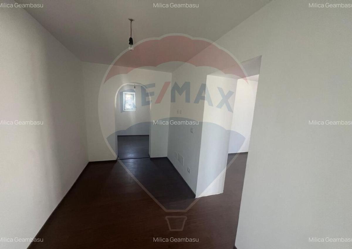 Casa 2 camere in zona Central - 9