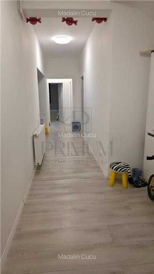 DUMBRAVITA - 4 CAM - DECOMANDAT - 2 BAI - LOC PARCARE - GRADINA - SPATIOS/LUMINO - 12