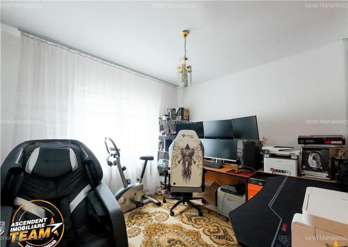 LIVE!Decomandat,pe 4camere,zonare linistita,compozitie frumo - 18