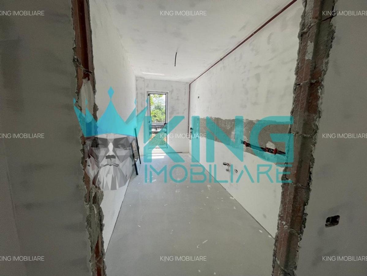 Apartament cu 3 camere decomandat în Băneasa - 2