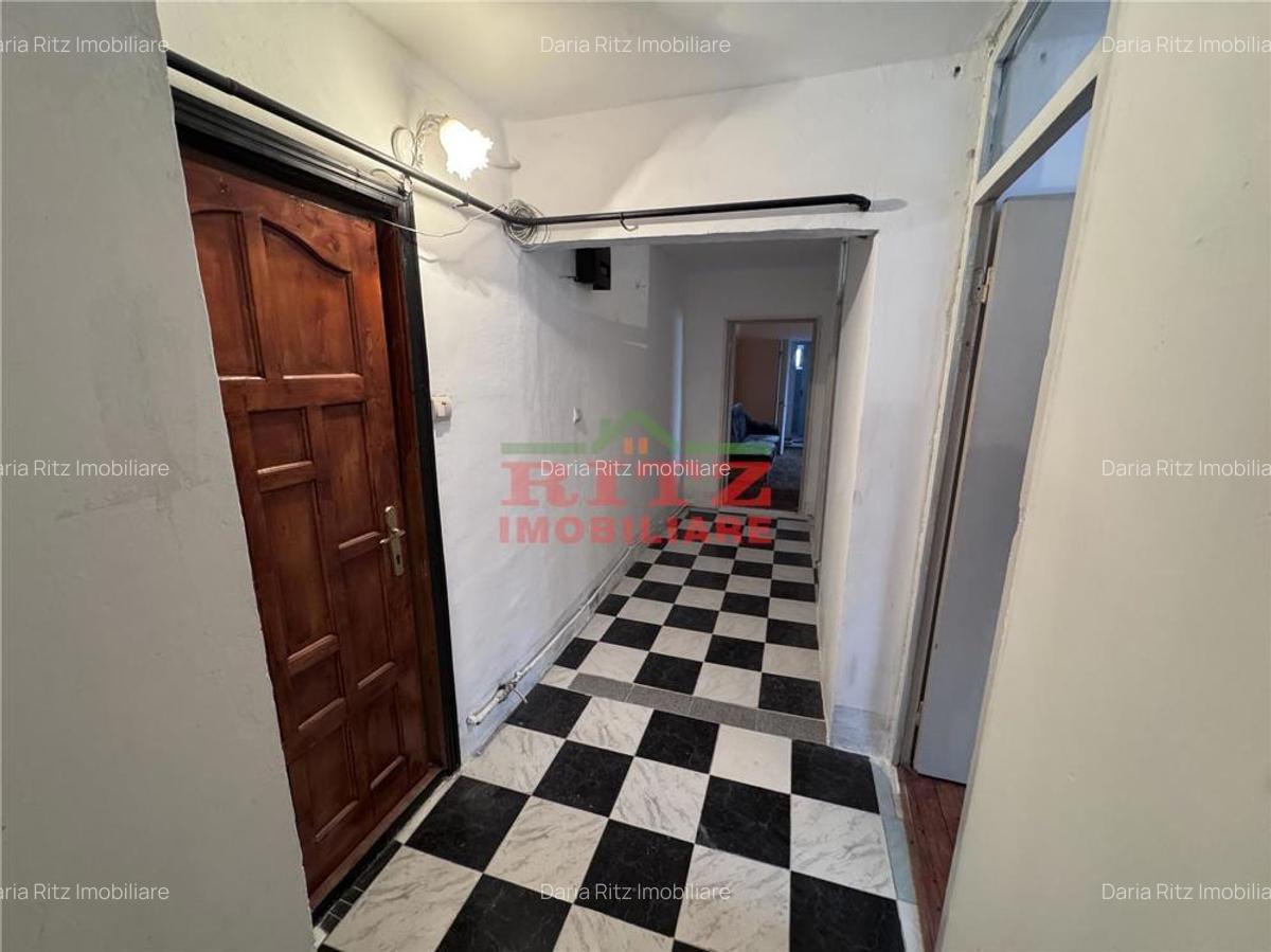 Nou! Ap. 3 cam., semidecom., S=70 mp, 2 balcoane, Zona Palatul de Justitie! - 3