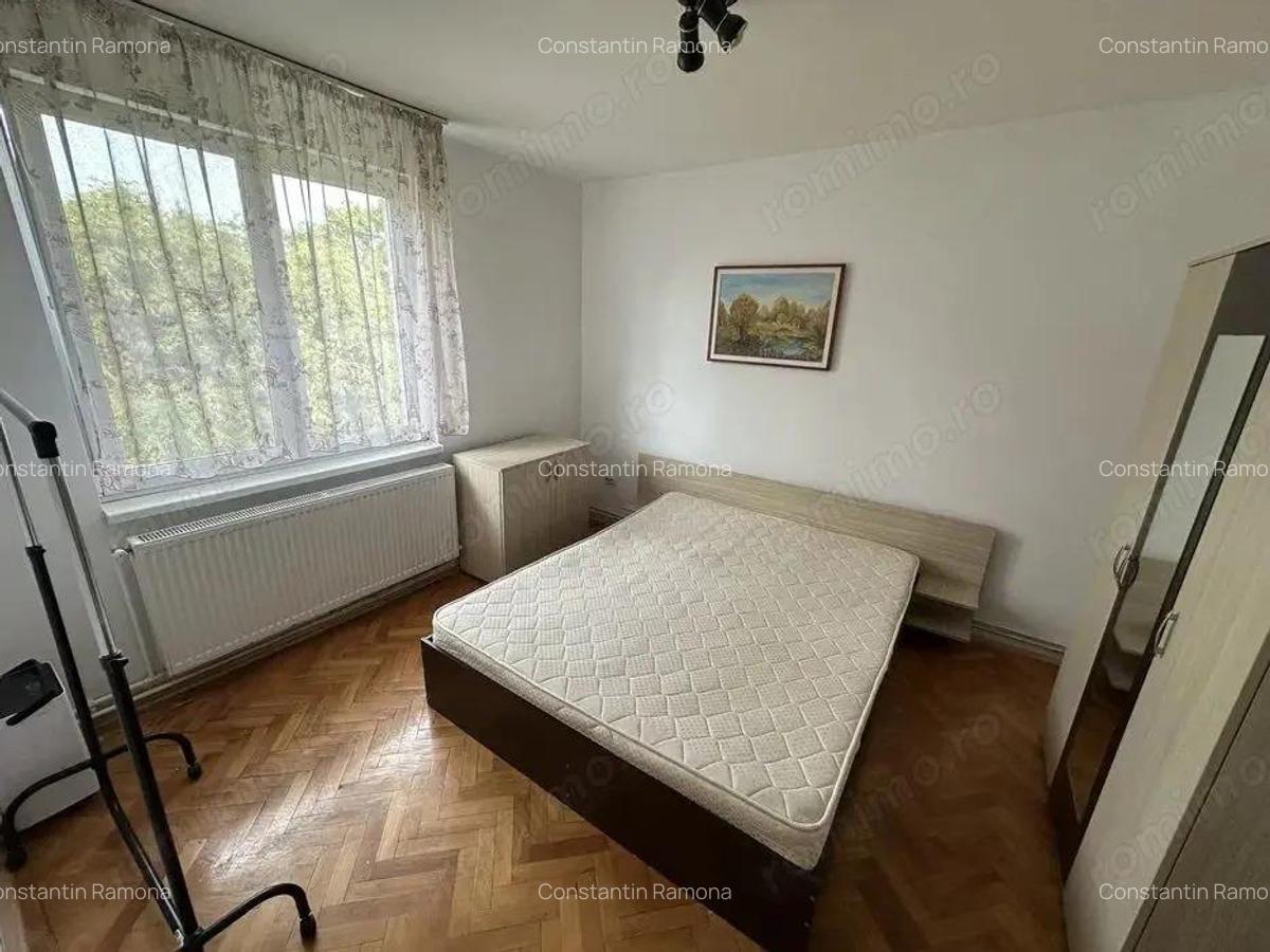 Central - Inchiriere ap. 2 camere + loc de parcare - Str. Vulcan - 2