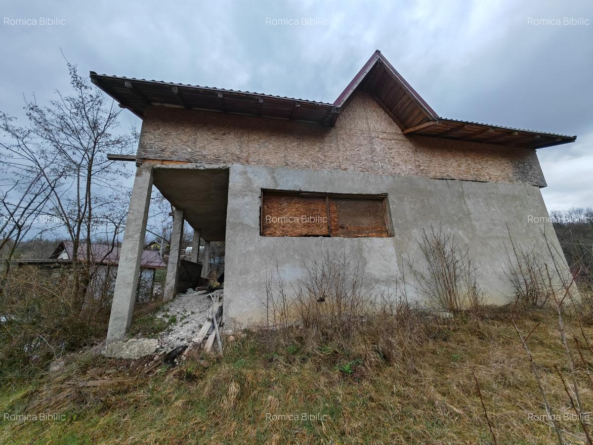 Casa la rosu, Magura - 6
