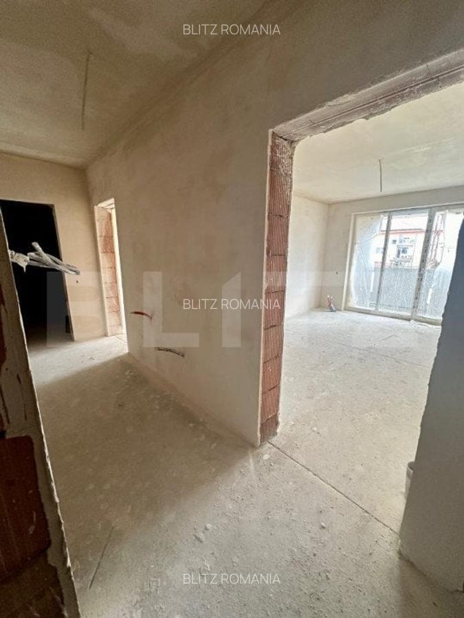 Apartament 3 camere, decomandat, 75 mp, zona Selimbar - 2