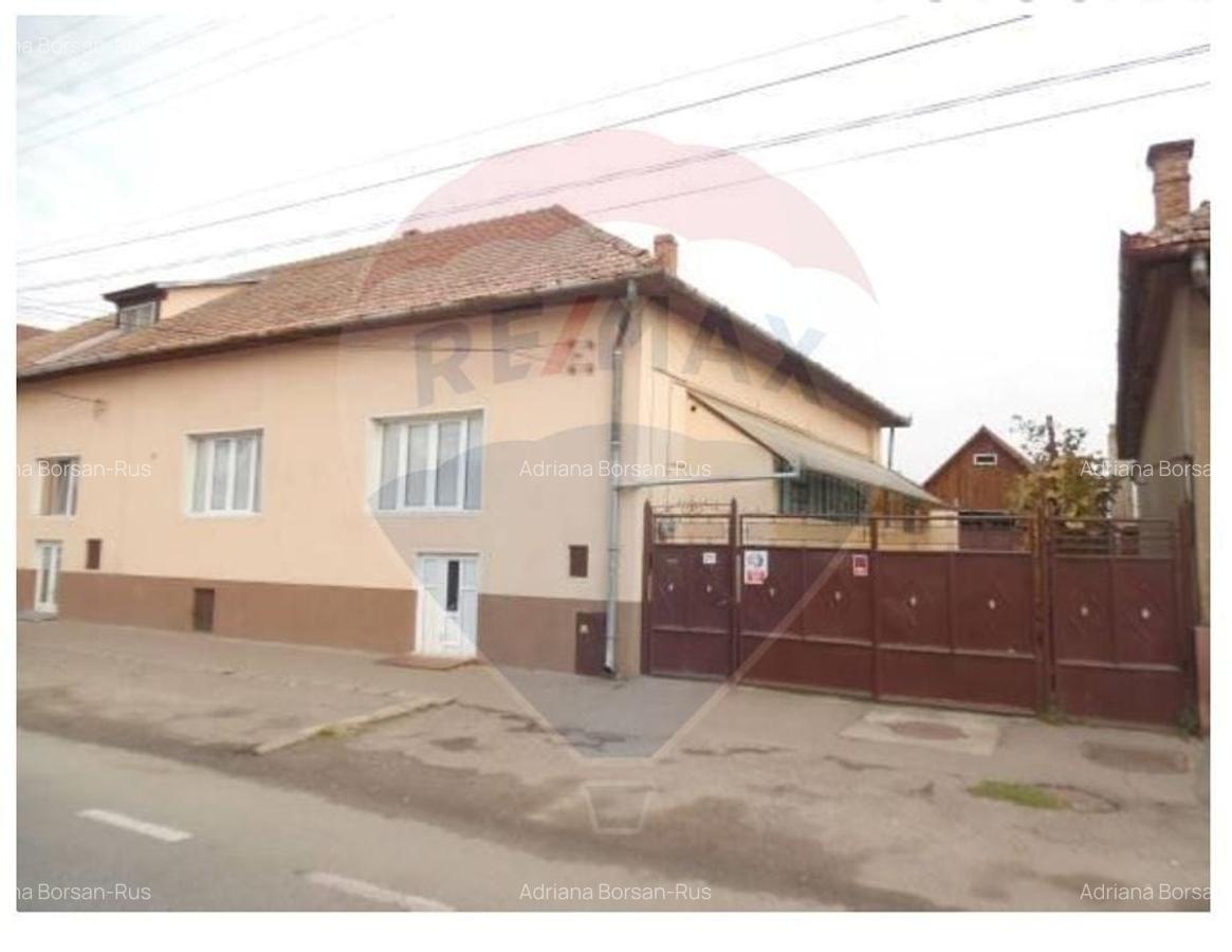 Casa de vanzare 3 camere Gherla - 1