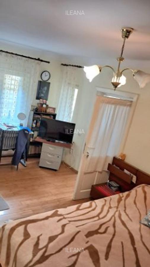 Vand casă cu  3 camere in zona tabacarie - 7