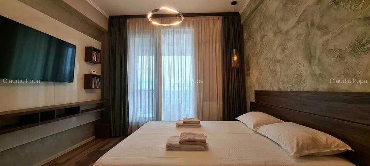 3 CAMERE  |  FALEZA NORD  |  ZONA SPECTRUM - 2